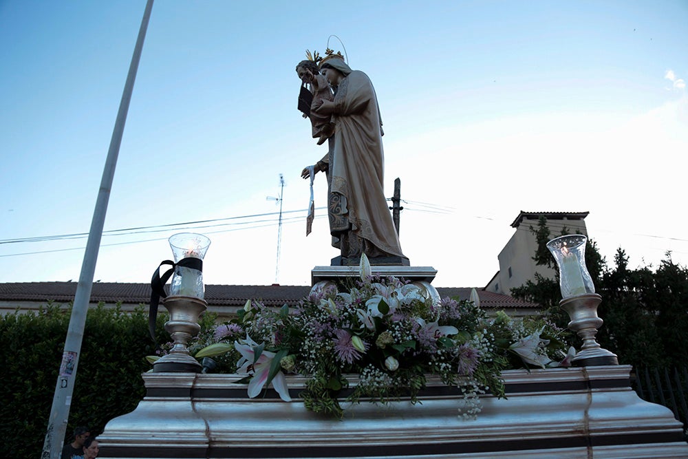 Devoción por la Virgen del Carmen junto al río