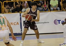 El salmantino Álvaro Sánchez Ollero renueva con el CB Tormes
