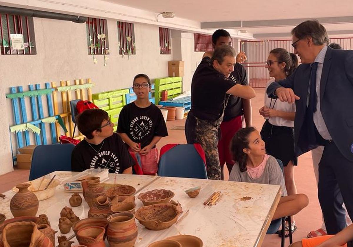 El alcalde de Salamanca, Carlos García Carbayo, en una visita al programa.