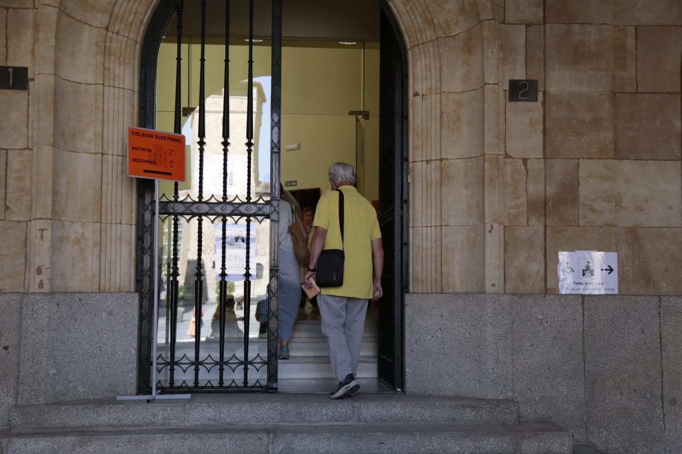 Normalidad en las primeras horas de la jornada electoral en Salamanca