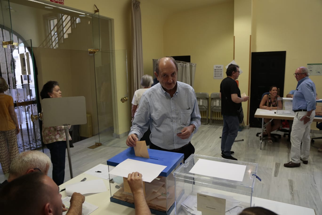 Normalidad en las primeras horas de la jornada electoral en Salamanca