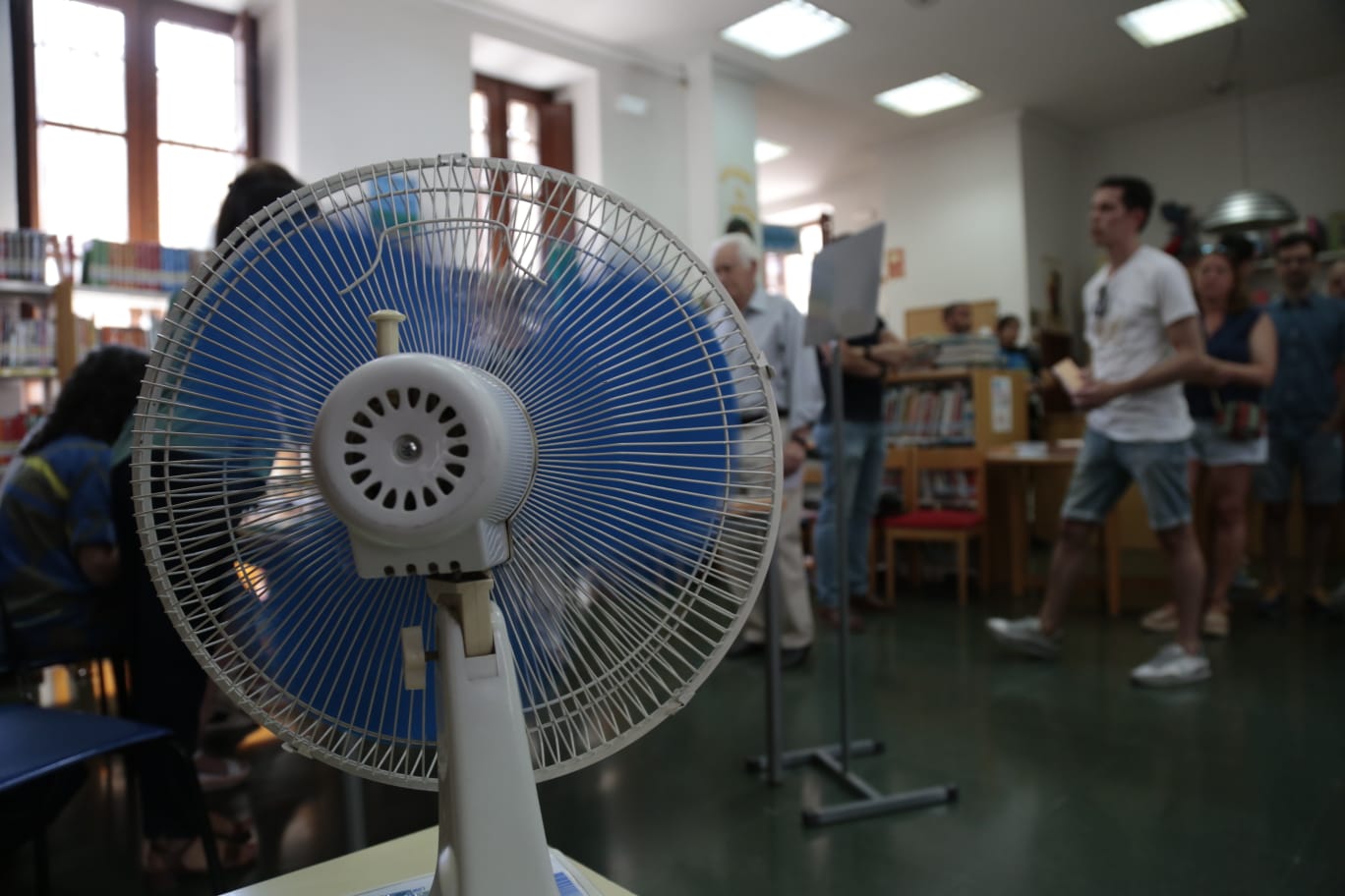 Normalidad en las primeras horas de la jornada electoral en Salamanca