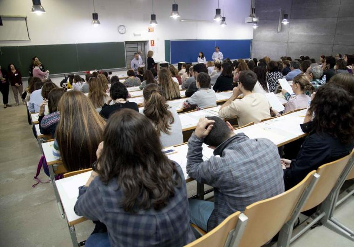 Participantes en una oposición a funcionario