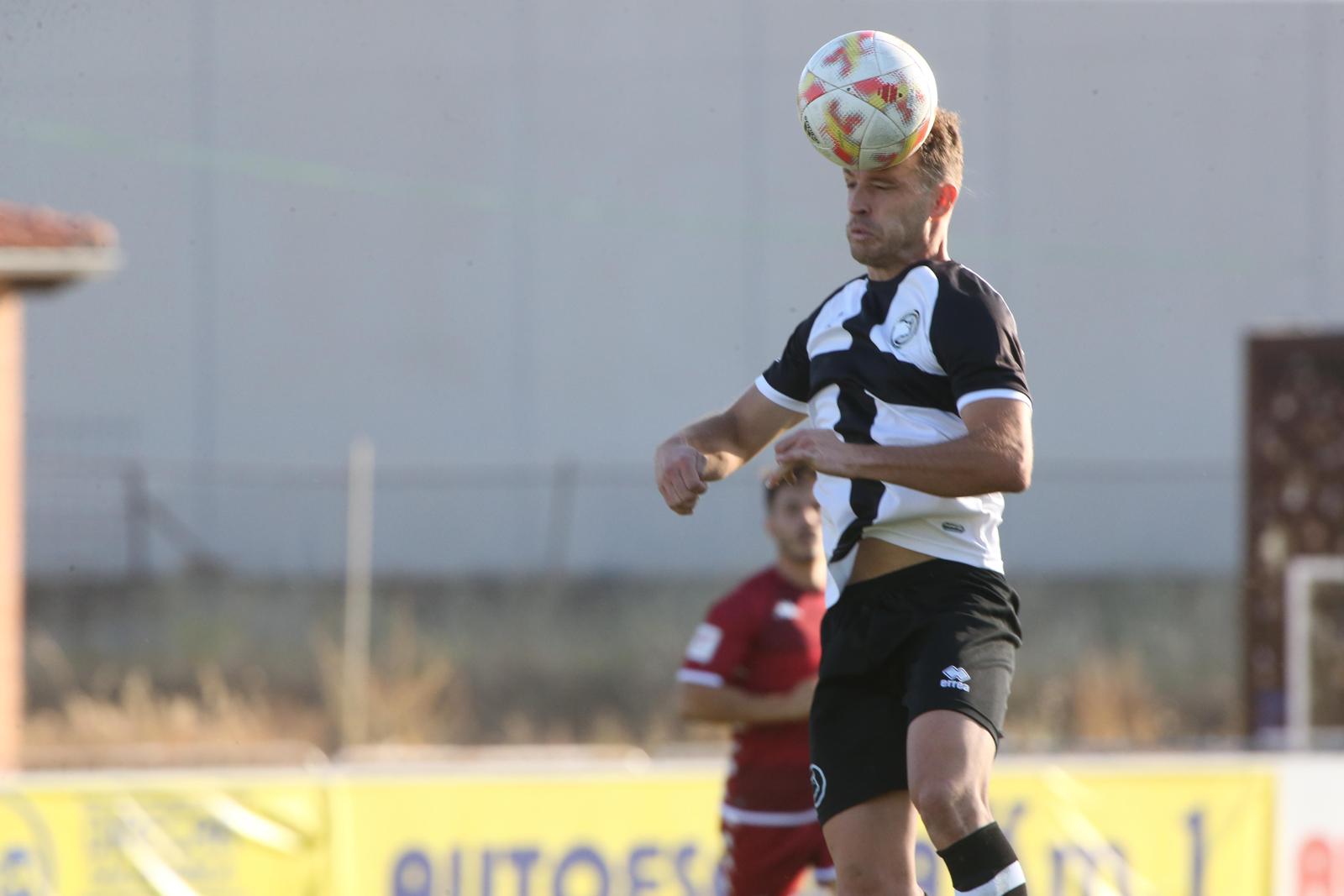 Unionistas inicia la pretemporada cayendo goleado en el Reina por el Alcorcón