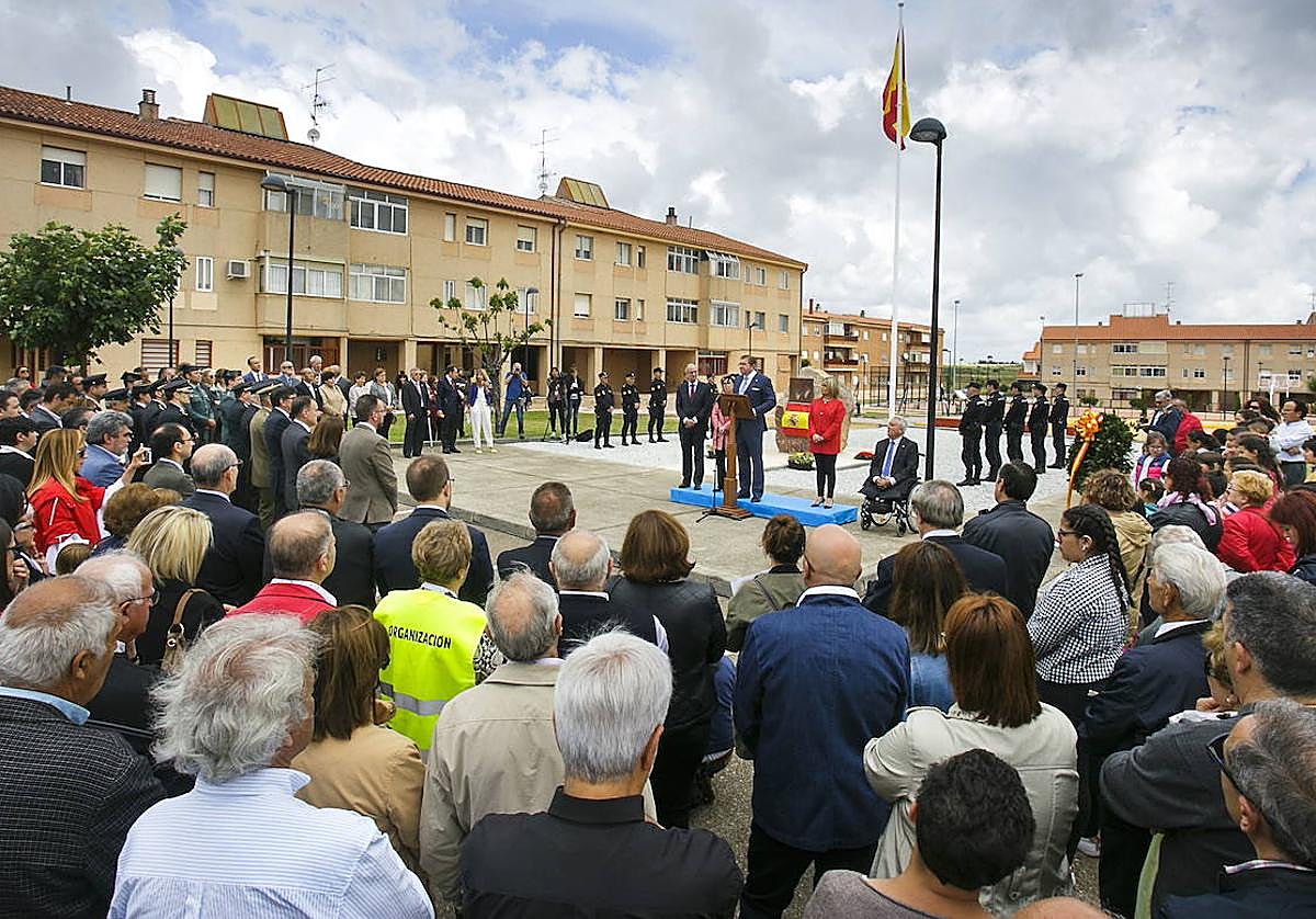 Inauguracion del parque con el nombre de Miguel Ángel Blanco, en Fuentes de Oñoro, víctima del terrorismo de ETA.