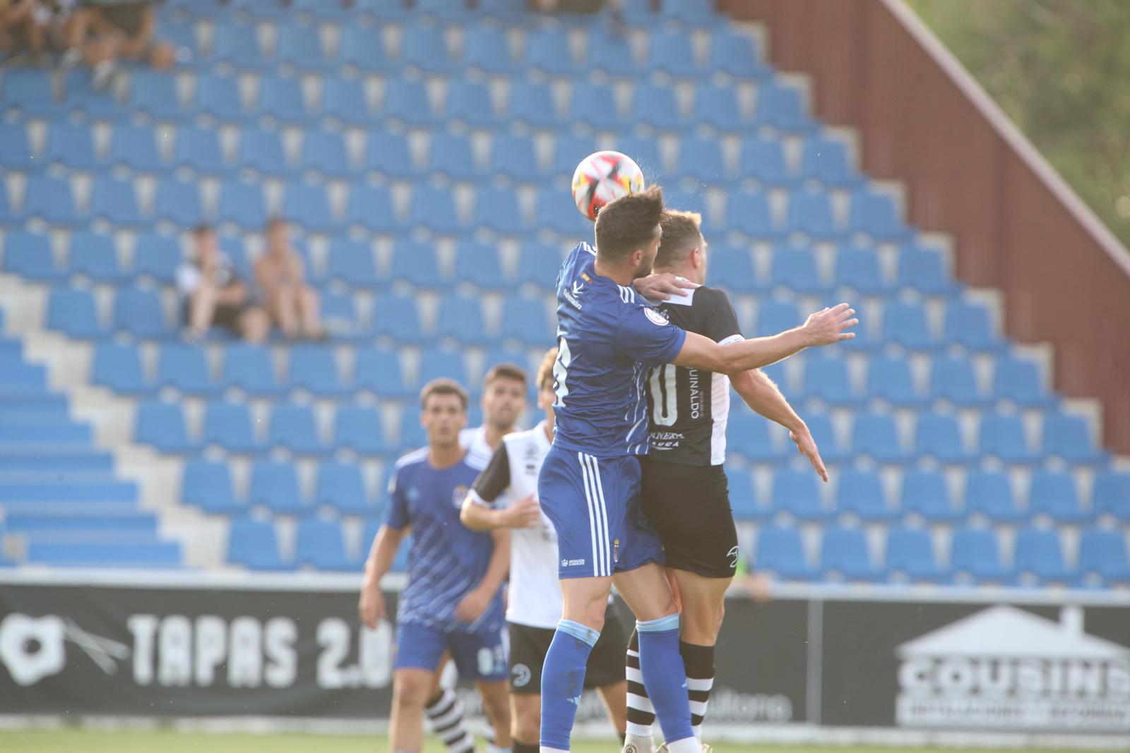 Unionistas vence en el Memorial UDS y presenta a la plantilla ante su afición