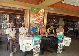 Participantes en la presentación de la carrera.