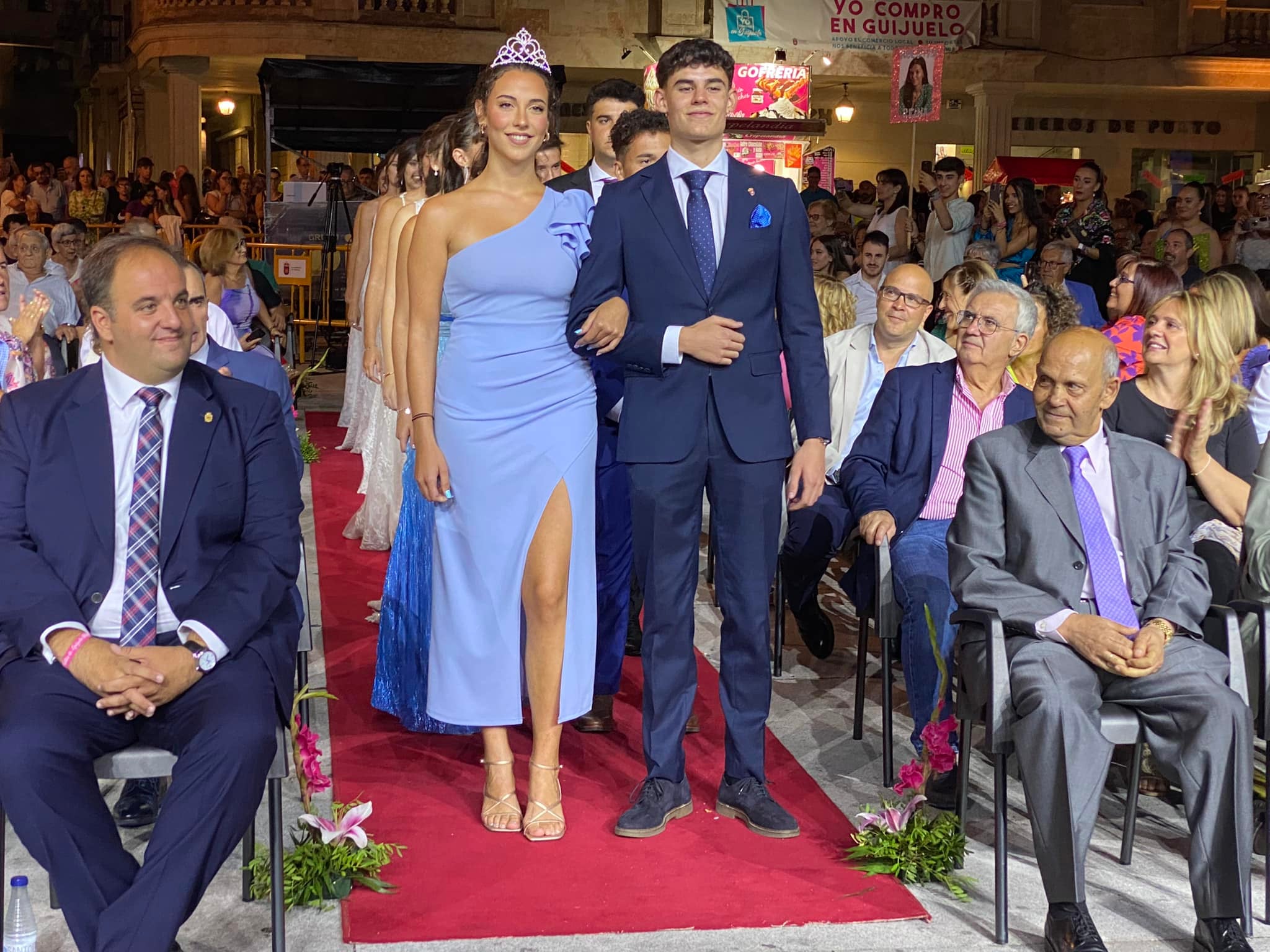 Guijuelo se viste de gala para el pregón y la coronación de la reina de las fiestas