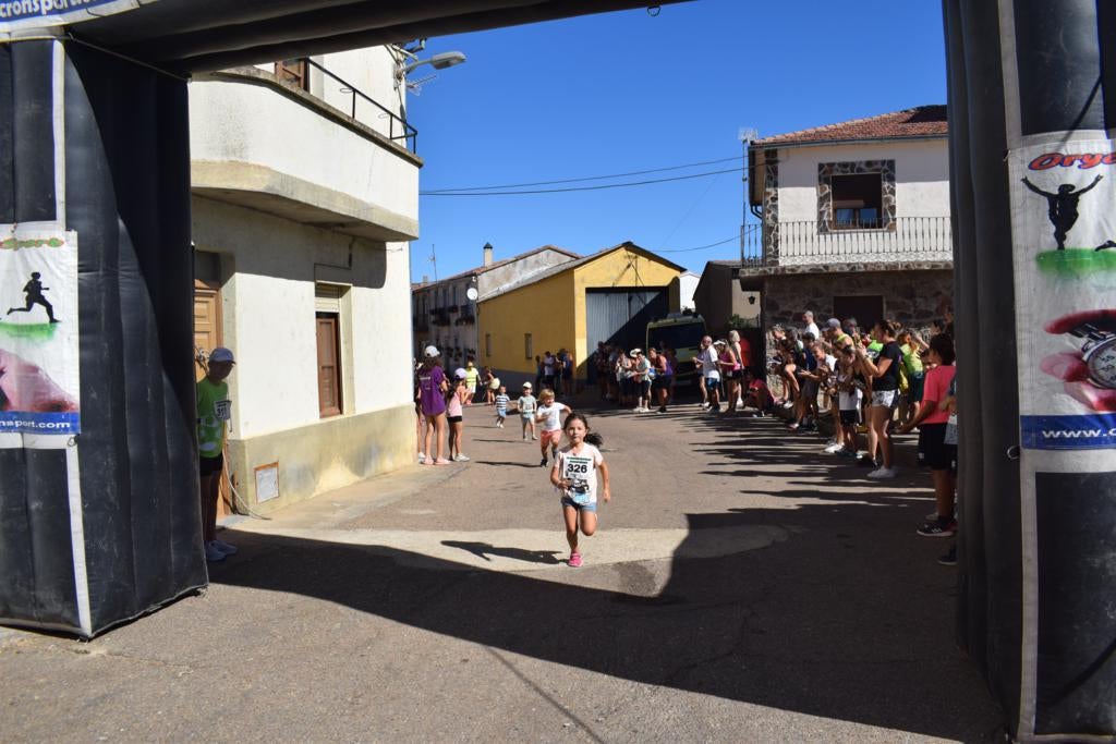 Raúl Blanco y Olga Justo ganan la II Carrera Popular de Morasverdes