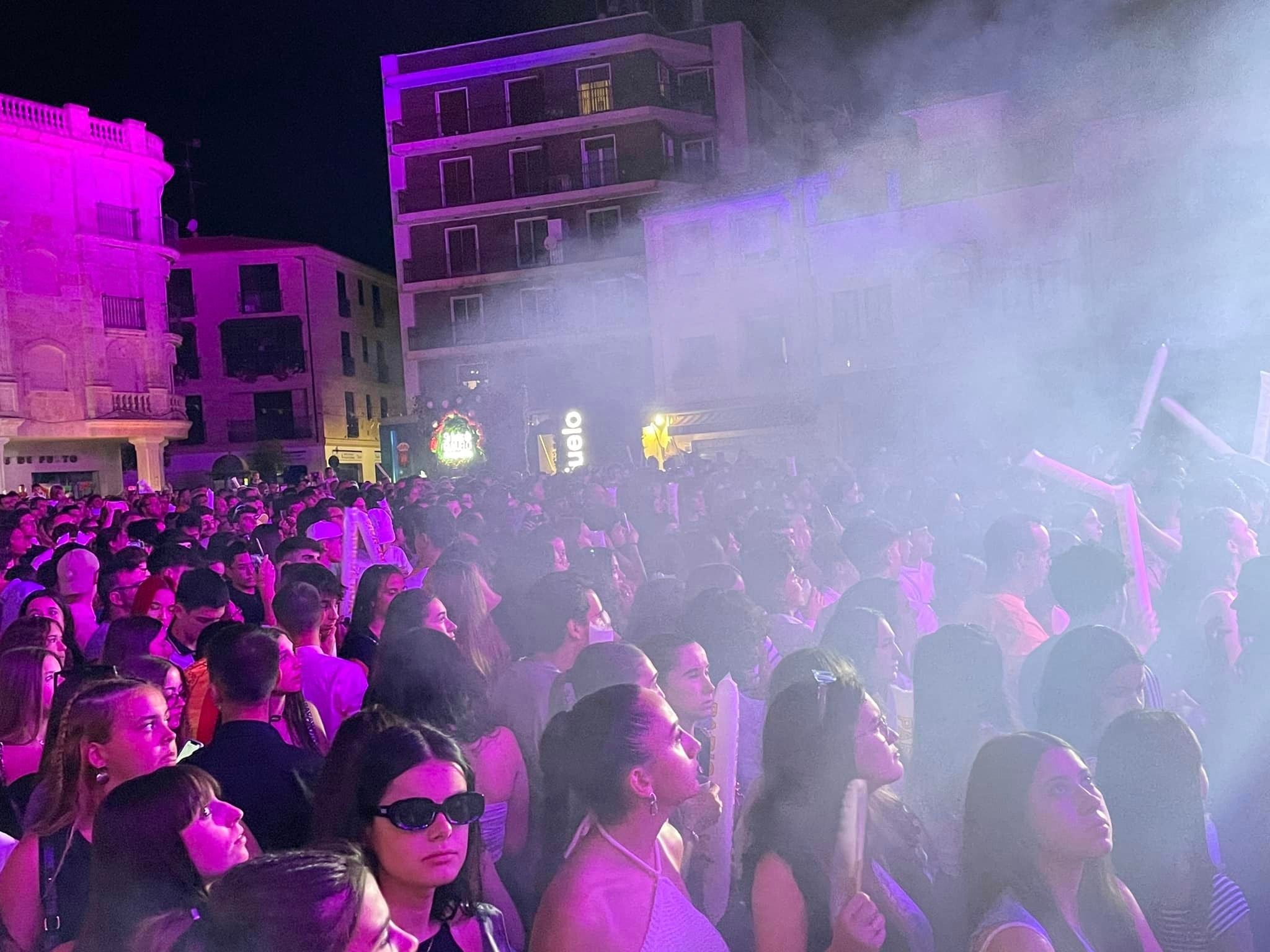 La orquesta Paris de Noia pone el colofón a las Ferias y Fiestas de Guijuelo