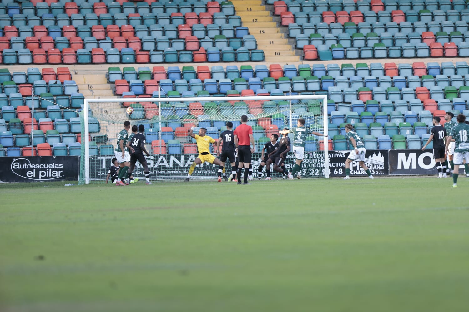 El Salamanca UDS se presenta ante la afición con muchas ilusiones