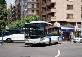 Uno de los autobuses de la ciudad de Salamanca.