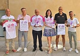 Representantes de las diferentes instituciones organizadoras de la carrera en el acto de presentación.