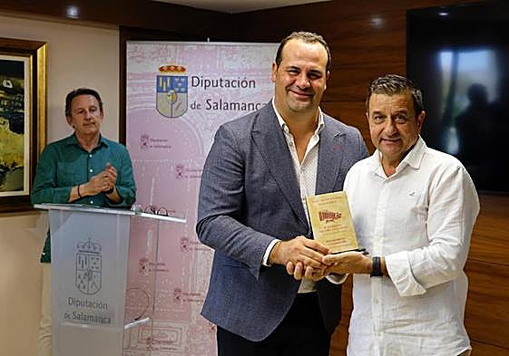 José Manuel García de Porras ganador del Premio Especial a la Mejor Colección del Concurso Nacional Salamanca de Fotografía Agrícola y Ganadera.