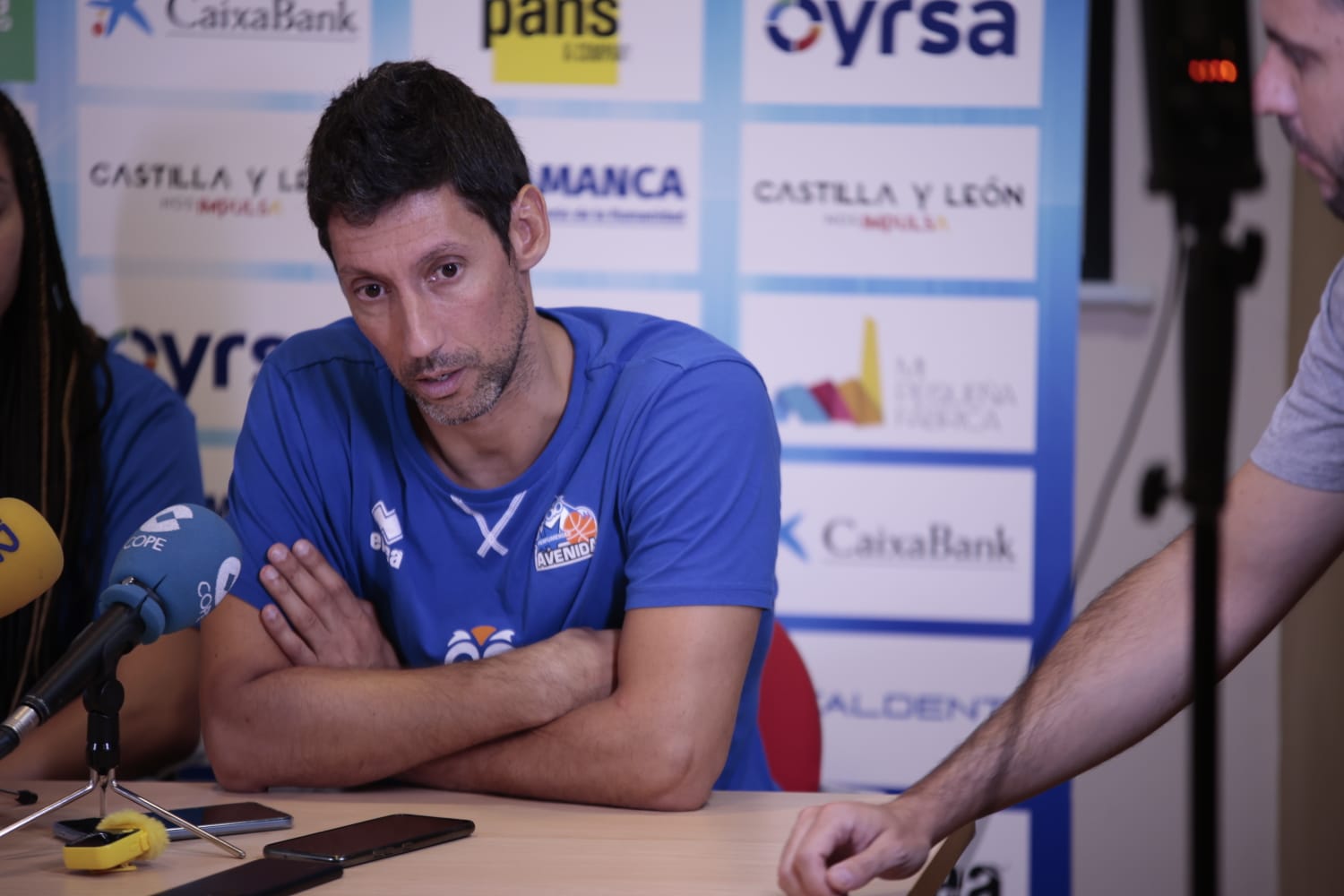 Bria Hartley apuesta por el azul del CB Avenida