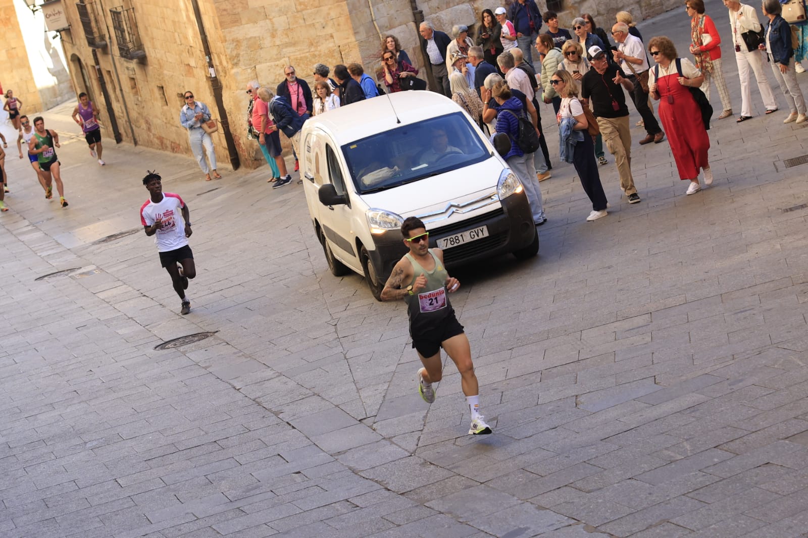 Carlos Gallego y Gema Martin ganan la carrera contra la Violencia de Género