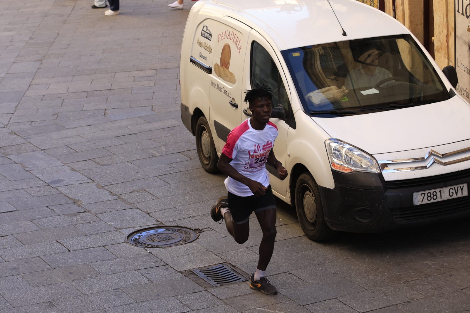 Carlos Gallego y Gema Martin ganan la carrera contra la Violencia de Género