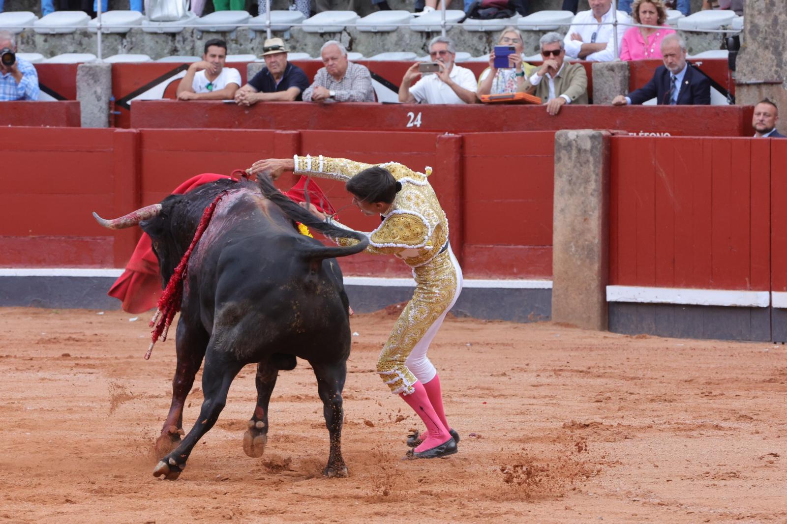 Segunda de abono de la feria con otra puerta grande