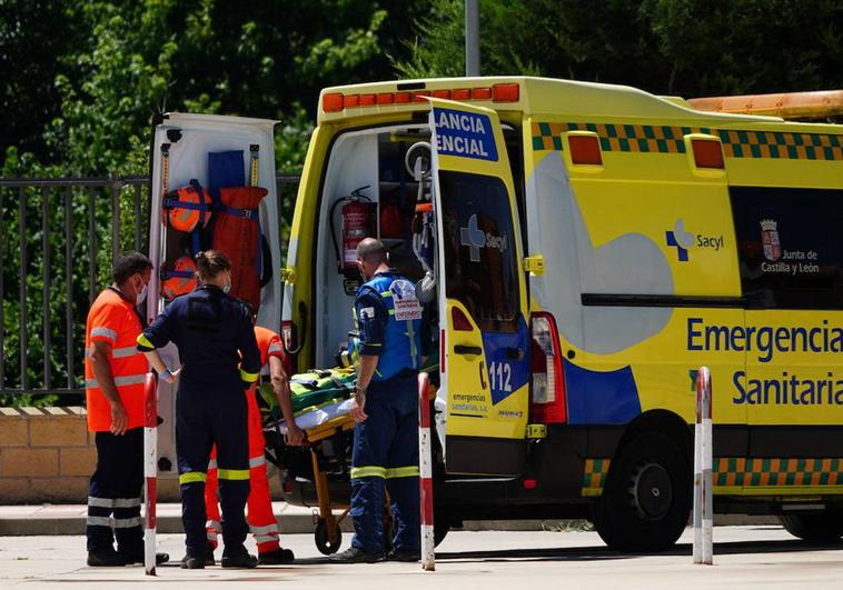 Herido un ciclista de 55 años tras chocar con una furgoneta en Salamanca