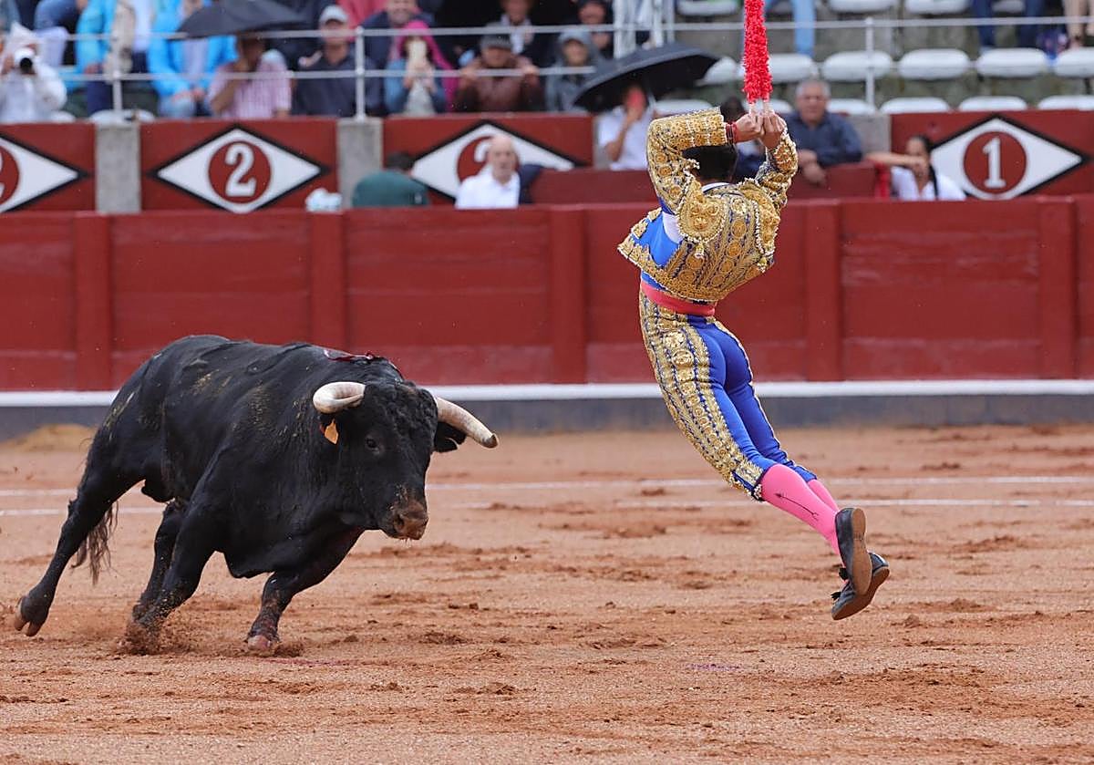 Ismael Martín triunfa en la novillada de Lorenzo Espioja en Salamanca