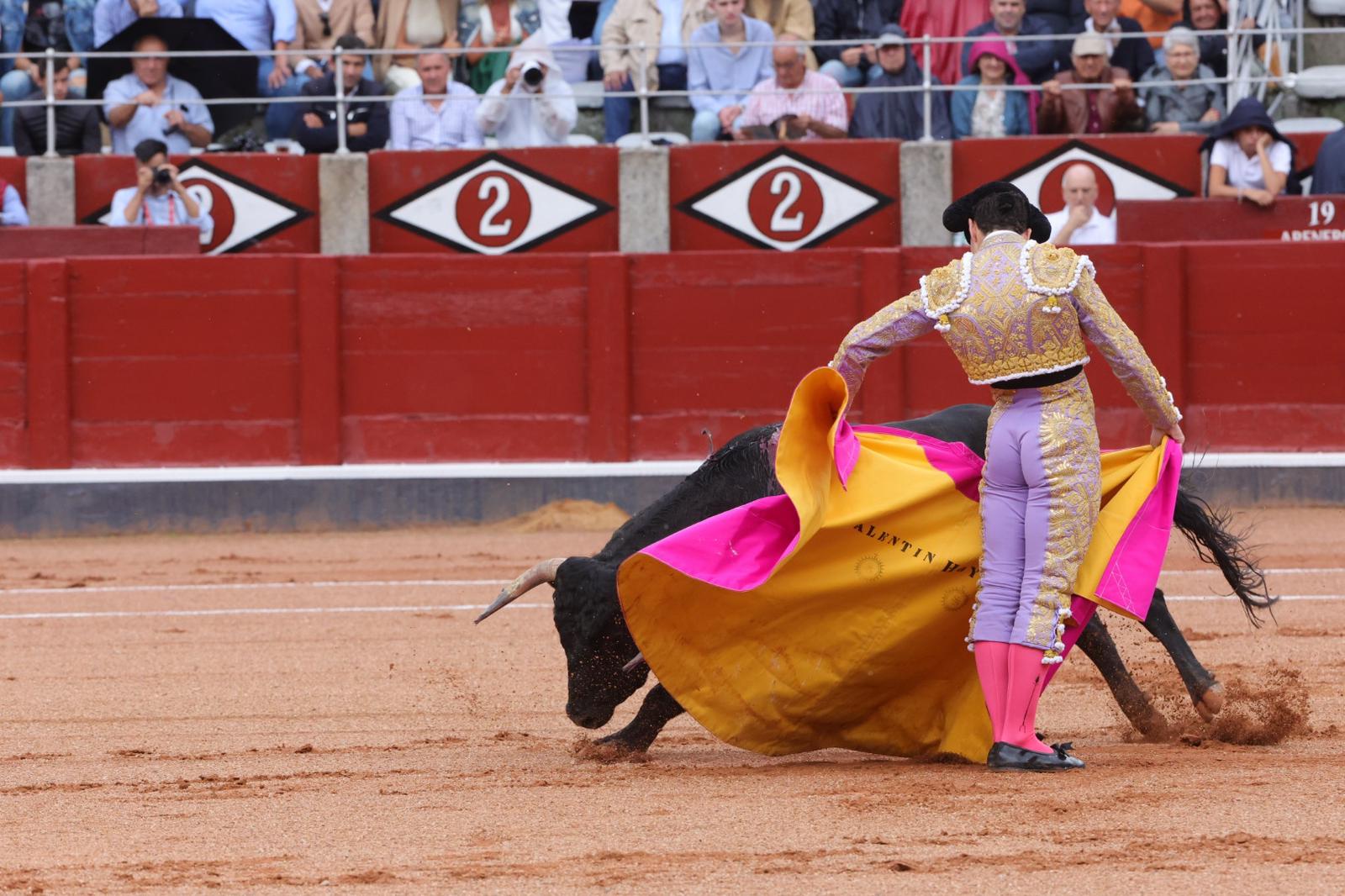 Ismael Martín triunfa en la novillada de Lorenzo Espioja en Salamanca
