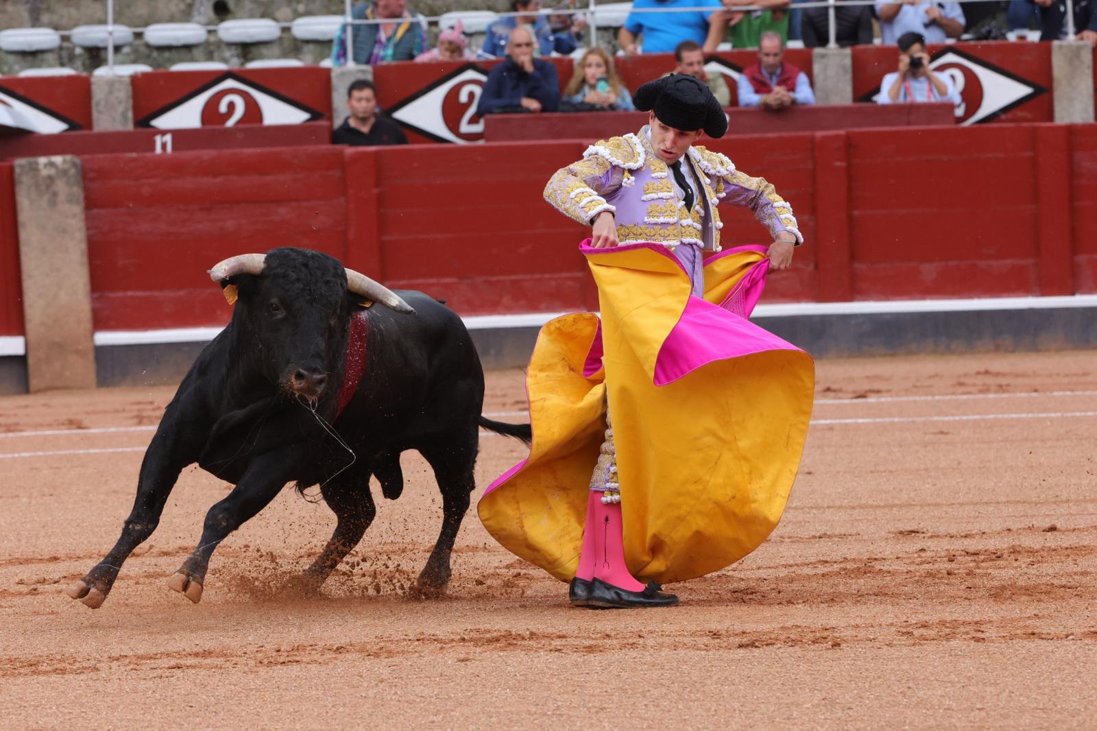 Ismael Martín triunfa en la novillada de Lorenzo Espioja en Salamanca