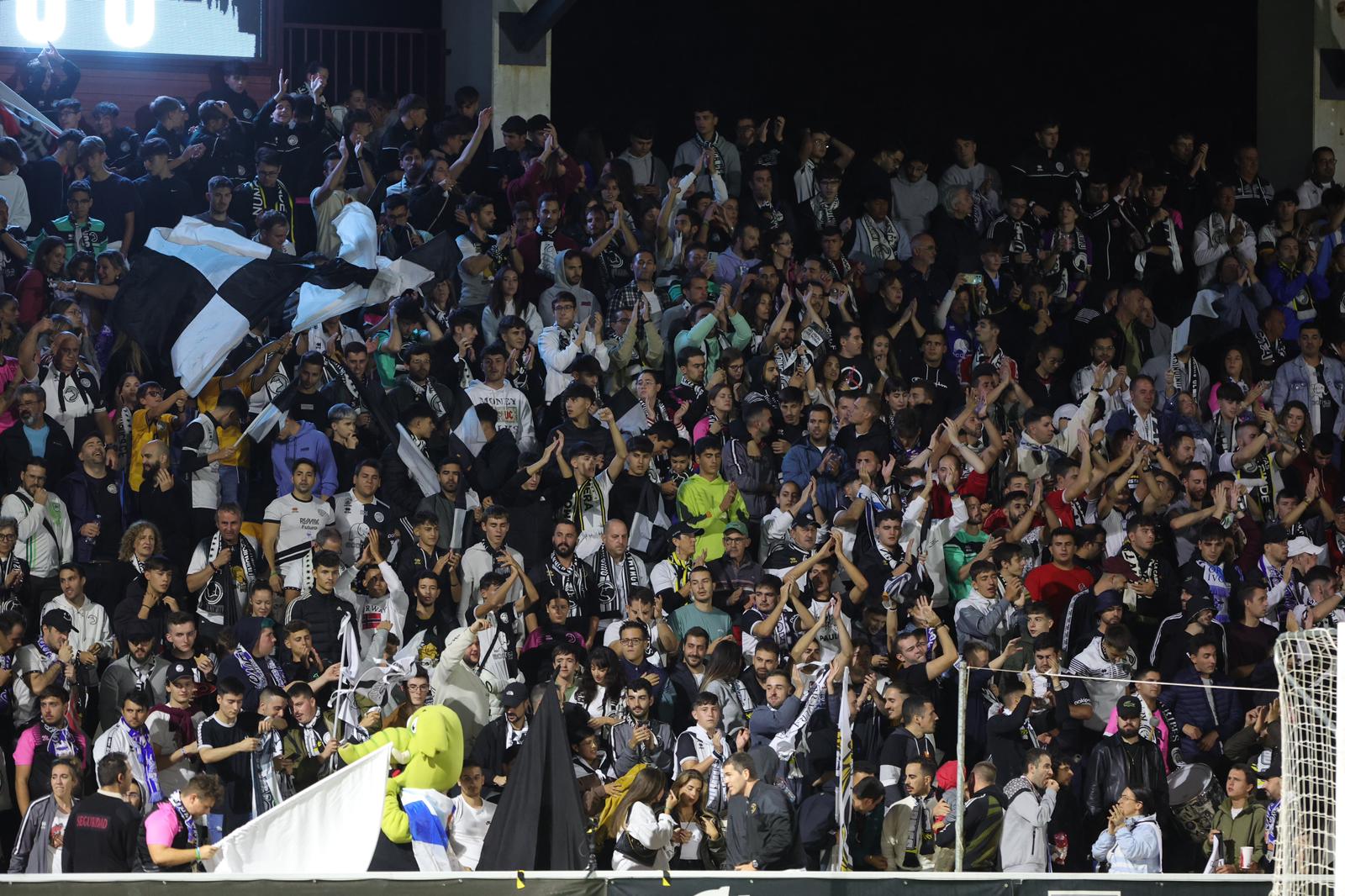 Puntazo de Unionistas ante el histórico Deportivo