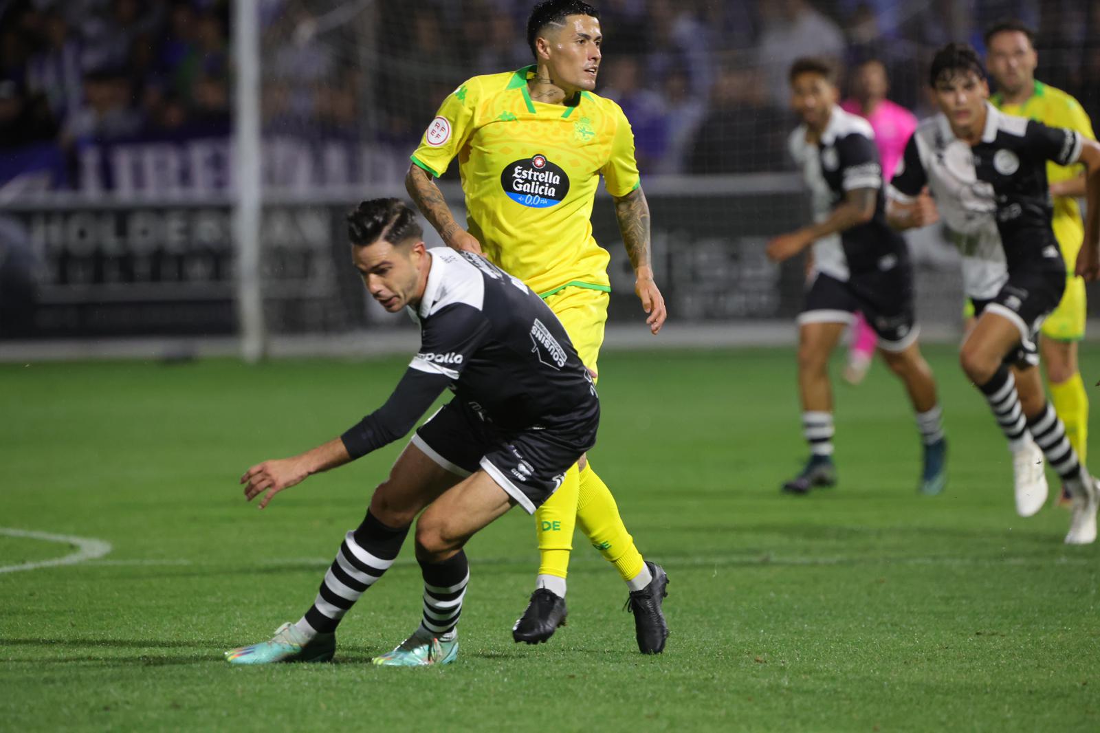 Puntazo de Unionistas ante el histórico Deportivo