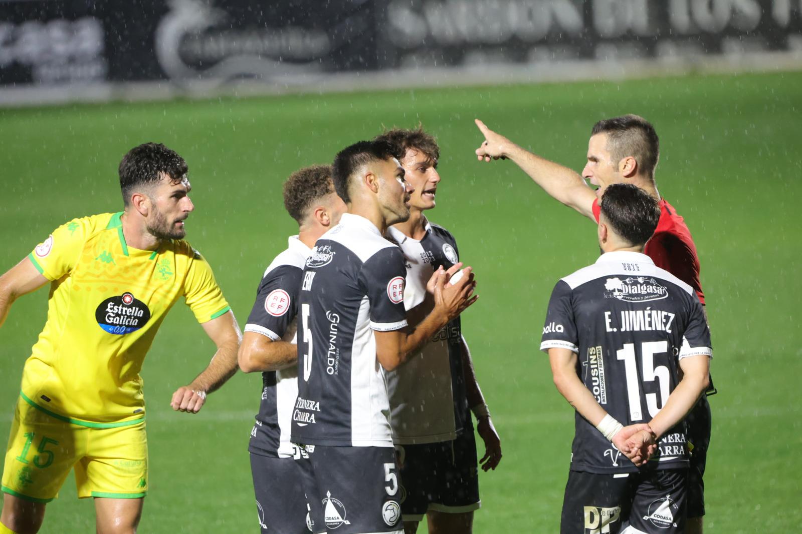 Puntazo de Unionistas ante el histórico Deportivo