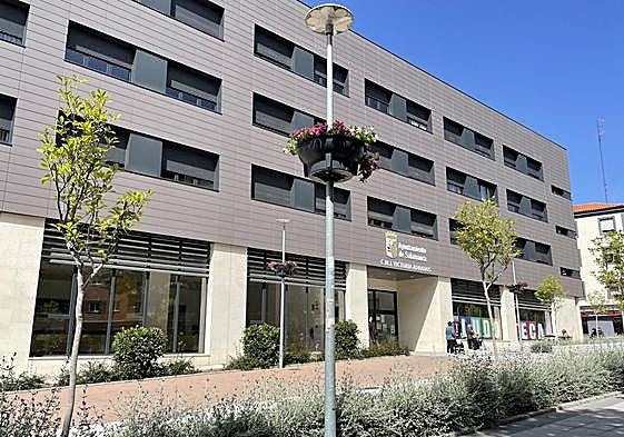 Centro Municipal de Convivencia Victoria Adrados.