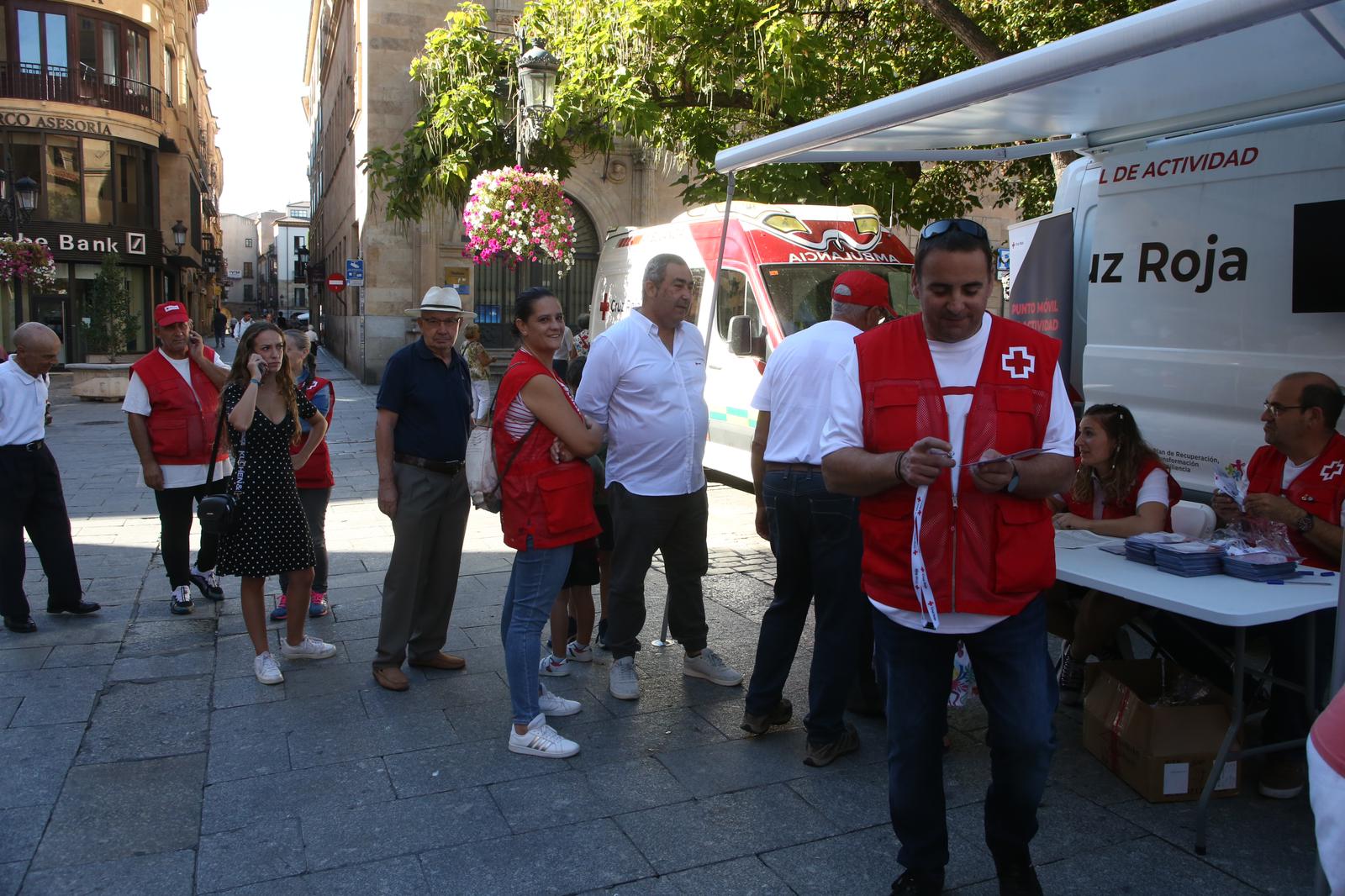 Cruz Roja sopla las 150 velas arropada de cientos de voluntarios