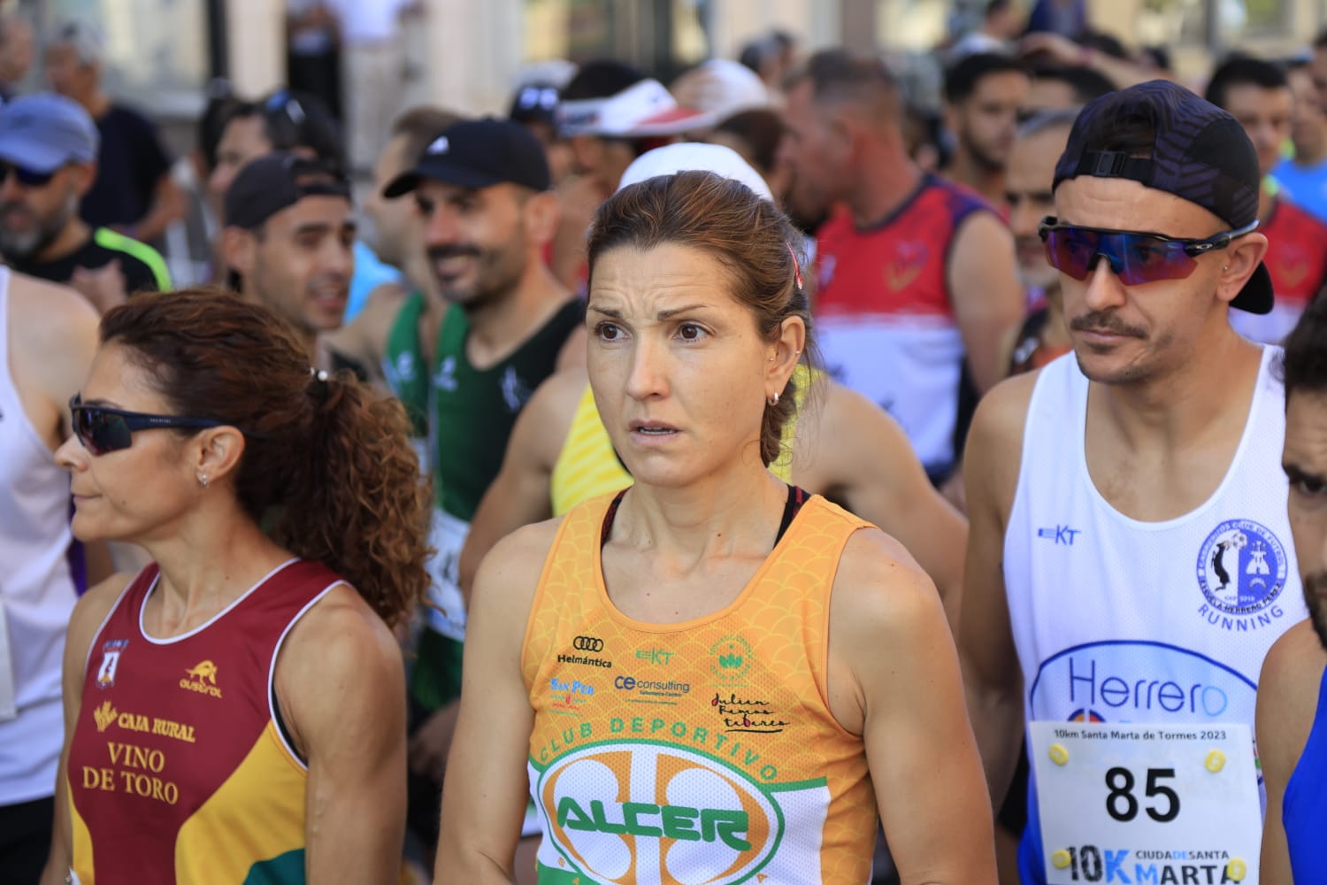 Adrián Moro y Verónica Sánchez, los más rápidos en la carrera de Santa Marta