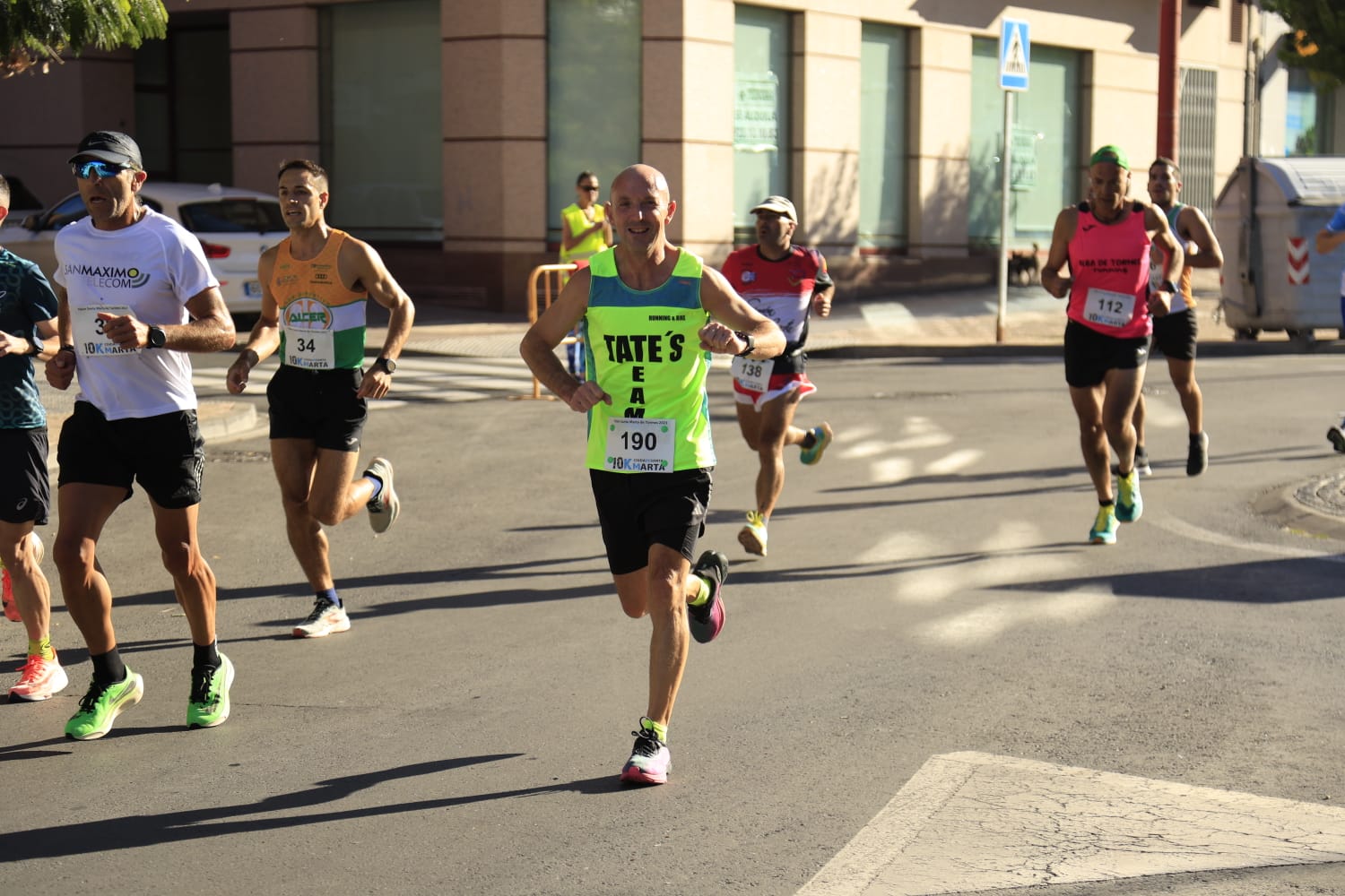 Adrián Moro y Verónica Sánchez, los más rápidos en la carrera de Santa Marta