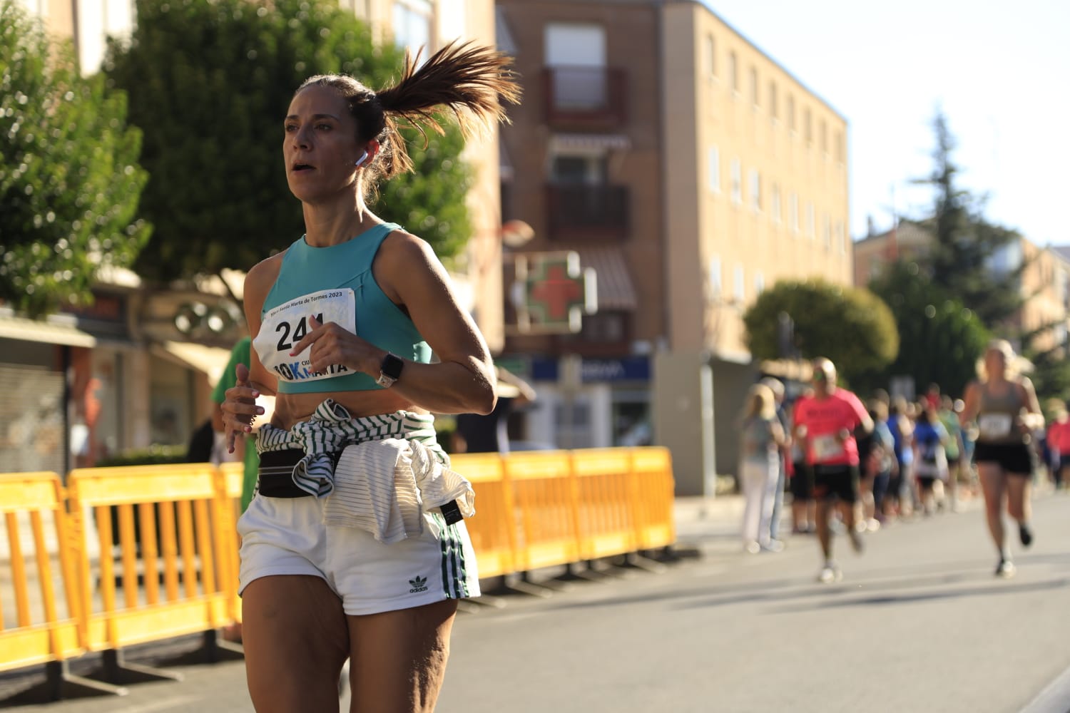 Adrián Moro y Verónica Sánchez, los más rápidos en la carrera de Santa Marta