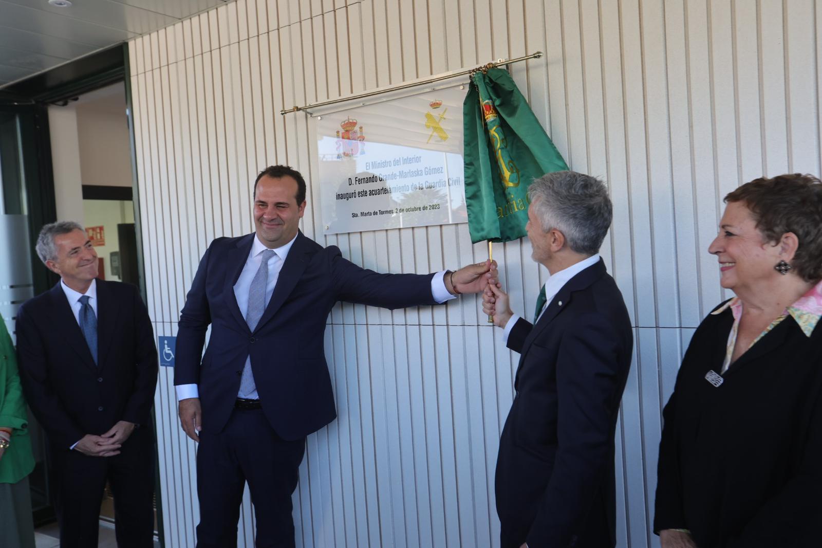 Marlaska inaugura el nuevo cuartel de la Guarida Civil en Santa Marta de Tormes