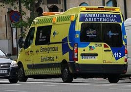 Herido un motorista al chocar con un turismo en la Avenida de San Agustín