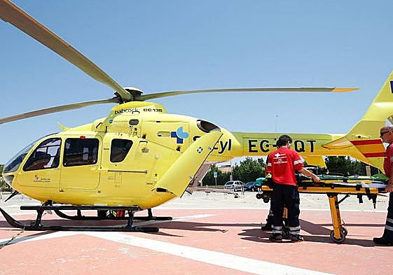 Helicóptero del Sacyl en una imagen de archivo.