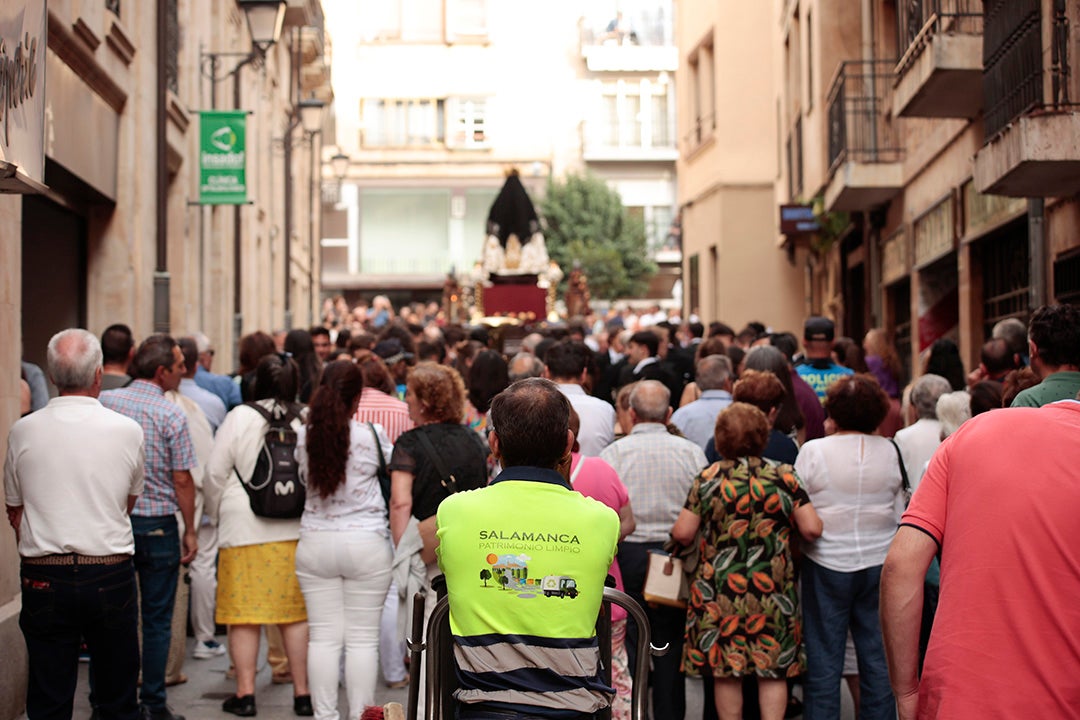 Cinco cortejos han recorrido Salamanca en un atípico comienzo de otoño