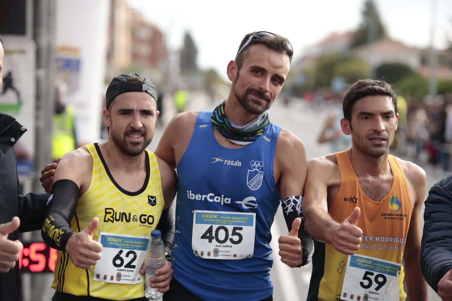 Día grande de atletismo en la Media Maratón de la Diputación