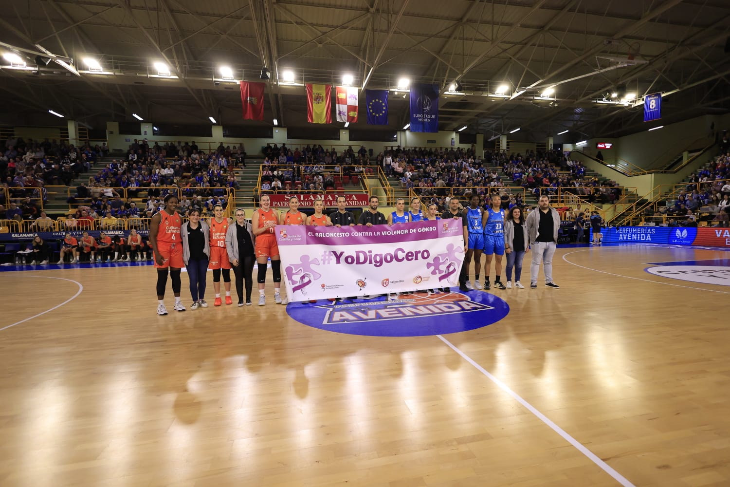 El clásico Avenida-Valencia, por todo lo alto