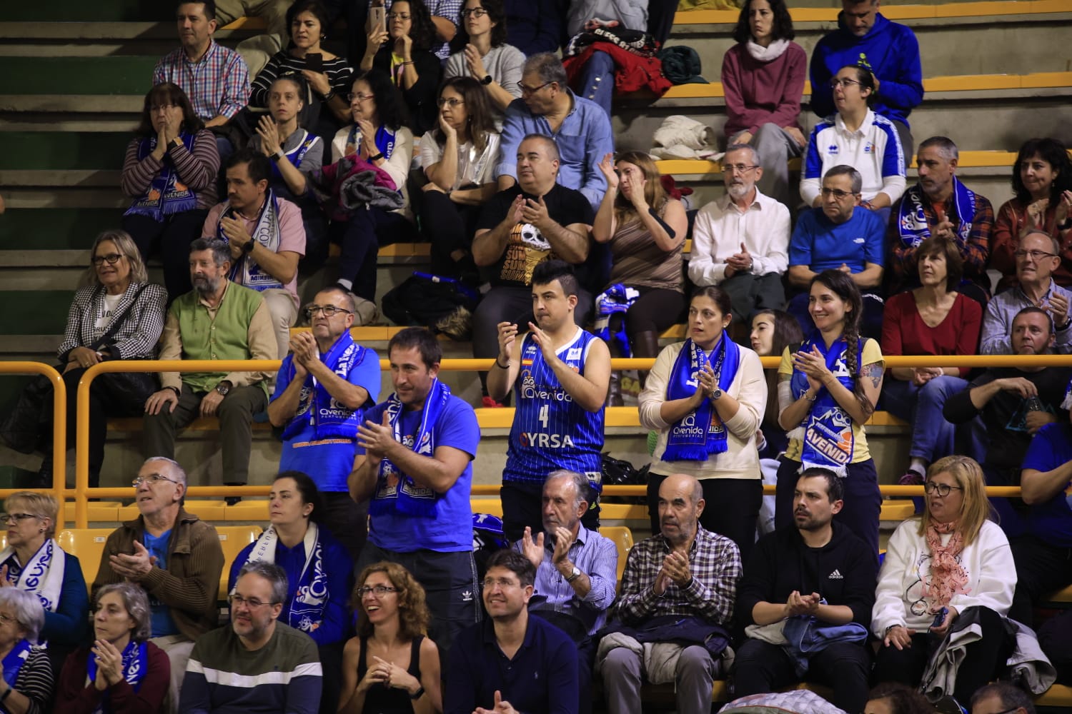 El clásico Avenida-Valencia, por todo lo alto