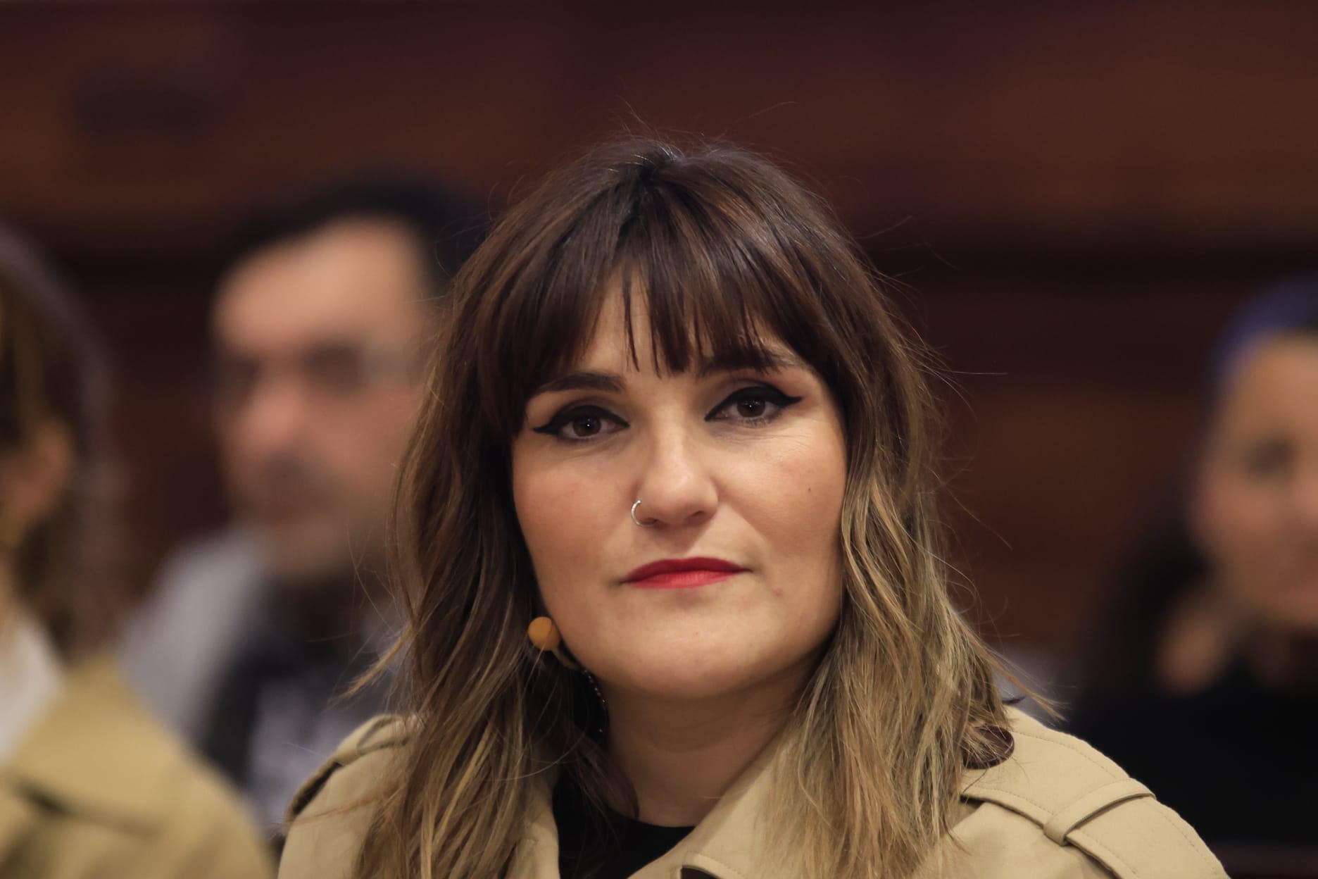 Rozalén canta en el Paraninfo &#039;La puerta violeta&#039; junto a varios niños