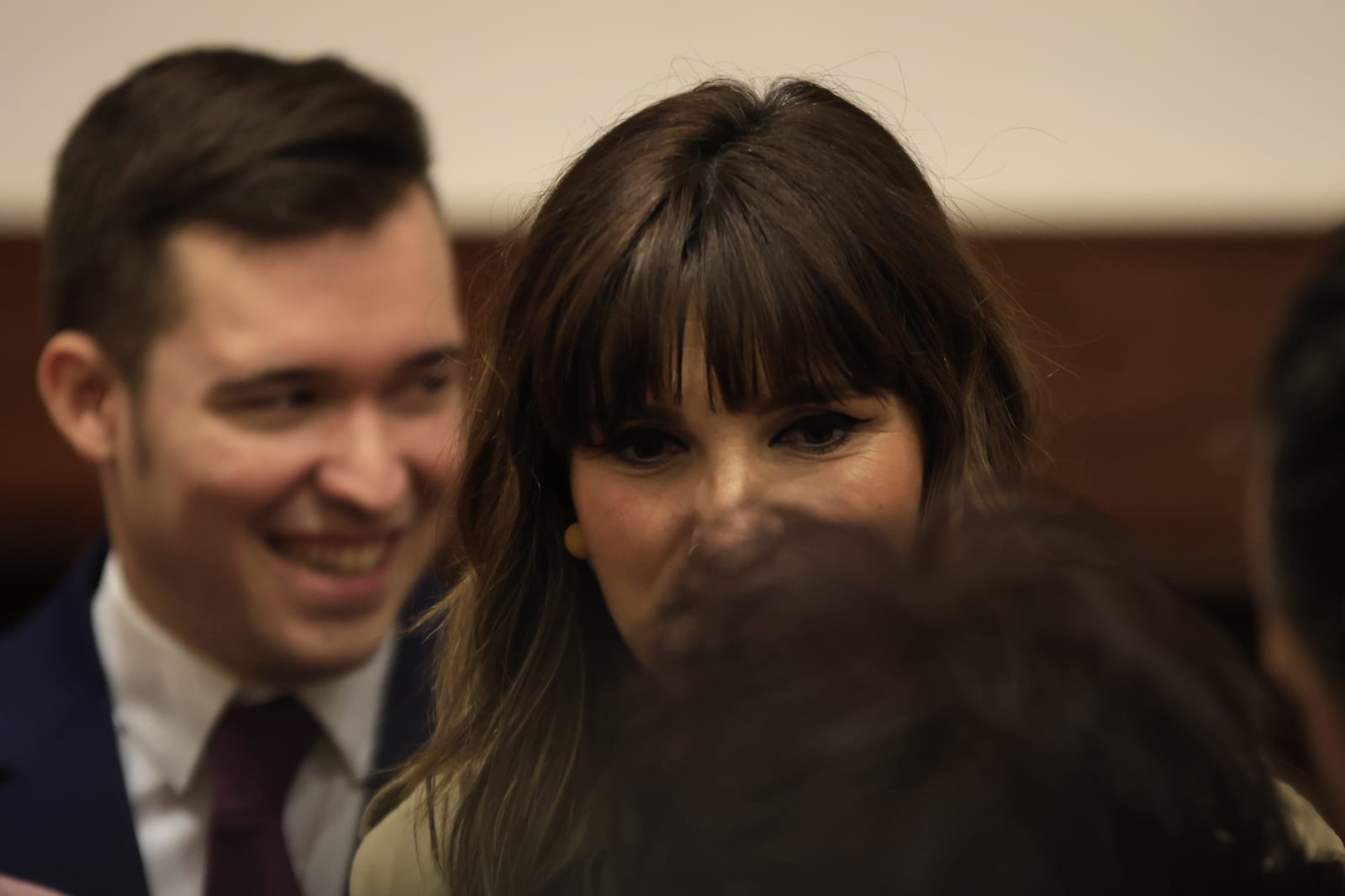 Rozalén canta en el Paraninfo &#039;La puerta violeta&#039; junto a varios niños