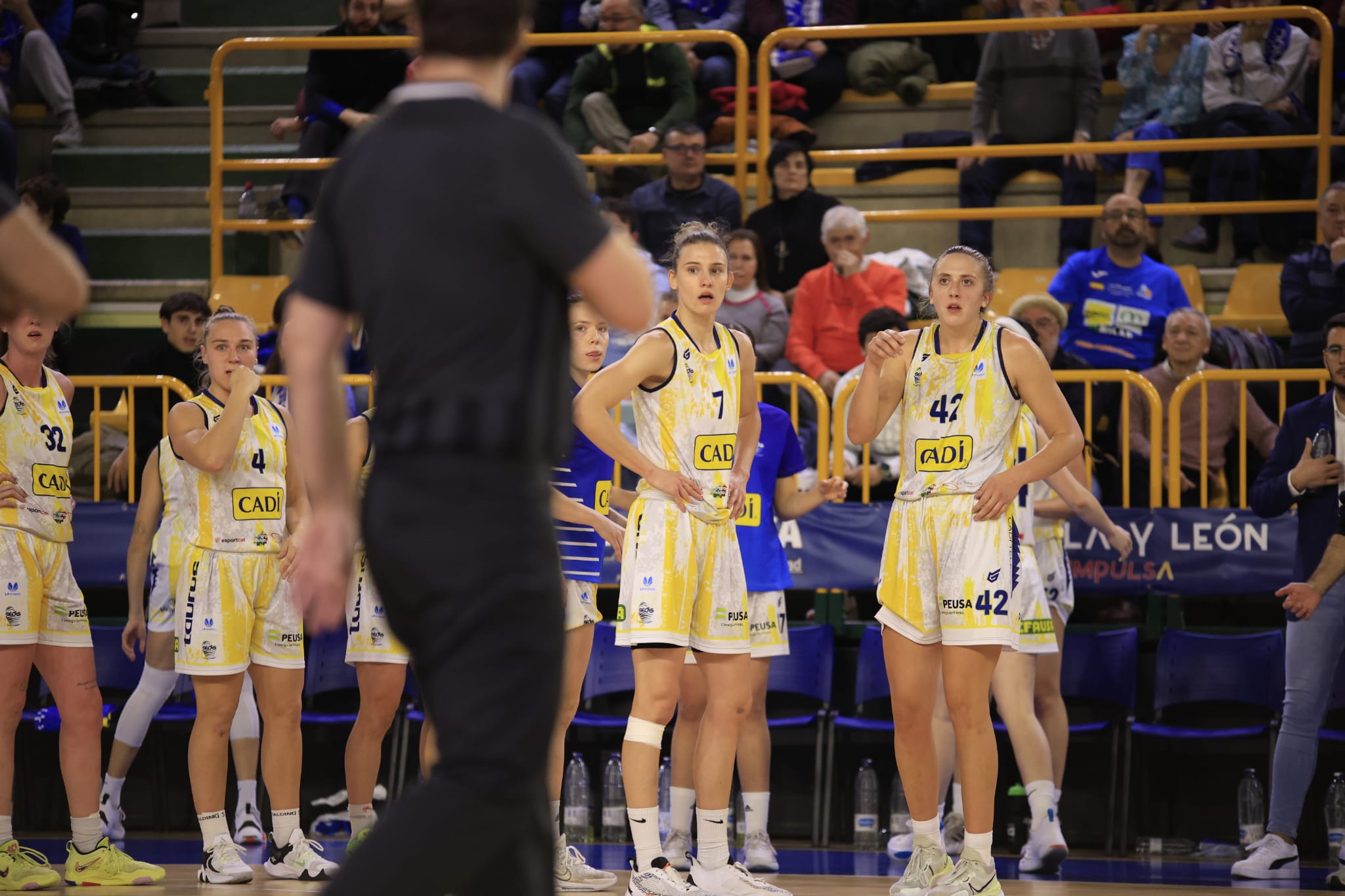 Apretada victoria del CB Avenida ante La Seu