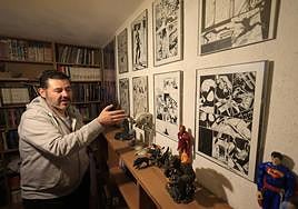 Francisco Domínguez en su espacio dedicado a los cómics