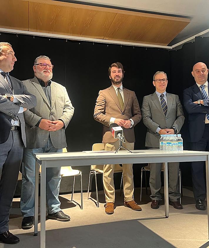 Imagen secundaria 2 - El acto de clausura celebrado esta mañana en Carbajosa