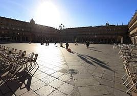 La Plaza Mayor de Salamanca una mañana soleada de noviembre.
