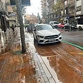 Torres Villarroel, cerrado por culpa del reventón: cambios en el tráfico y el bus