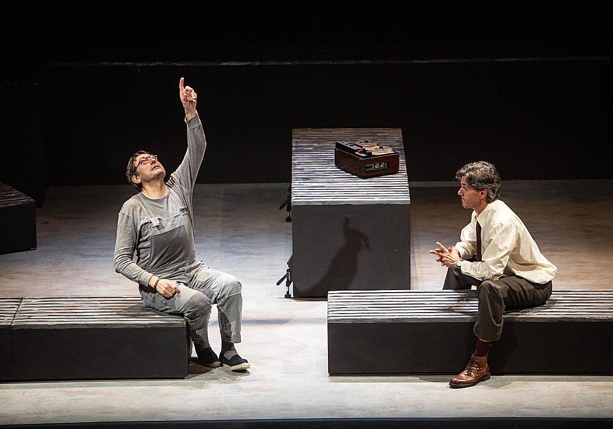 Carmelo Gómez y Miguel Hermoso interpretan 'Las guerras de nuestros antepasados'.