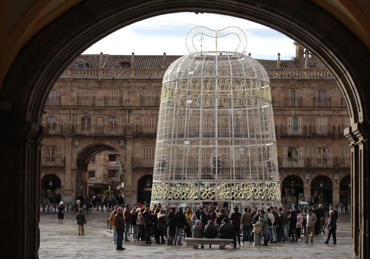 Turistas en la Plaza Mayor de Salamanca